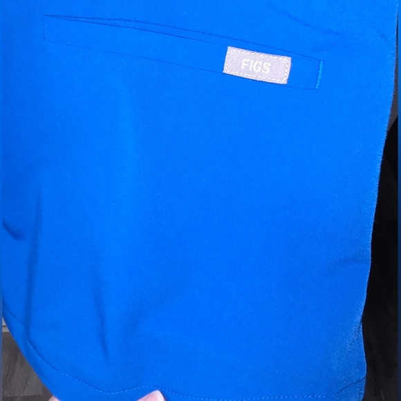 FIGS Bright Blue Scrub Top Stretch Women's XS - Picture 3 of 5